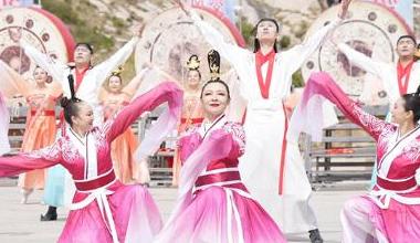 巴林左旗以“文旅体农商”融合实践  擘画创新发展新蓝图