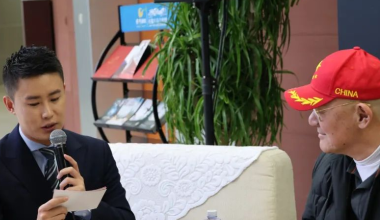 话剧《门第》主创见面会在内蒙古乌兰恰特举行