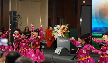 郎朗琴音·韵醉北疆——2025郎朗北疆草原音乐盛典发布会举办